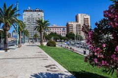Via Roma fronte giardini - foto Frank Harres