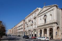 Via Roma lato Portici - foto Frank Harres